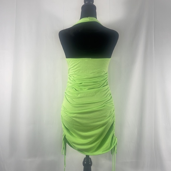 Green, lime Mini dress,Halter scoop neck,self tie ruched sides, Bodycon,Large - Picture 7 of 10